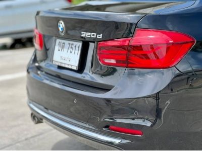 2017 BMW SERIES 3 320d 2.0 LUXURY เครดิตดีฟรีดาวน์ รูปที่ 11