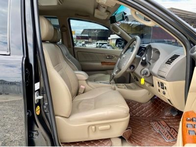 2009 TOYOTA FORTUNER 3.0 V 2WD รูปที่ 11