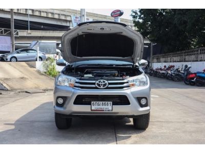 โตโยต้าชัวร์ ฟรีดาวน์ Toyota Revo D-cab 2.4 E Pre A/T ปี 17 รูปที่ 11