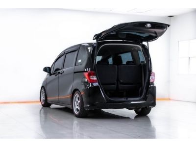 2013  HONDA FREED 1.5 SE  ผ่อน 4,211 บาท 12 เดือนแรก รูปที่ 11