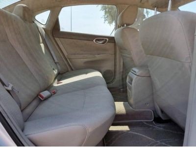 2013 NISSAN SYLPHY 1.6 E Auto ขายถูก รถสวยอ๊อฟชั่นเต็ม รูปที่ 11