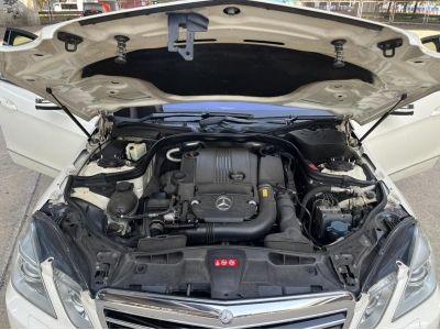 2011 Benz E250 CGI Saloon 5999-183 เพียง 919,000 ฟรีดาว ซื้อสดไม่มี Vat7% เครดิตดีออกรถ0บาทได้ เบนซิน 1800 ไม่รวมป้ายครับ พาช่างมาได้ เครื่องยนต์เกียร์ช่วงล่างดี แอร์เย็นฉ่ำ สวยพร้อมใช้ ทดลองขับได้ทุก รูปที่ 11