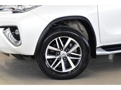 TOYOTA FORTUNER 2.4 V ปี 2019 ไมล์ 65,xxx km. รูปที่ 11