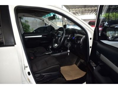 TOYOTA HILUX REVO Doublecab 2.4 E Prerunner AT ปี 2018 รูปที่ 11
