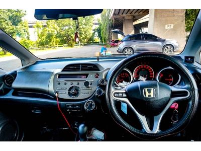 2010 HONDA JAZZ GE 1.5 SV (GE) รูปที่ 11