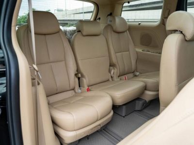 2018 KIA GRAND CARNIVAL 2.2 SXL รูปที่ 11