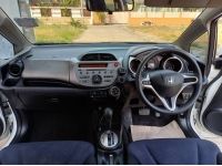 Honda Jazz 1.5V MCAuto ปี 2012 รูปที่ 11