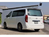 2018 HYUNDAI GRAND STAREX 2.5 PREMIUM auto รูปที่ 11
