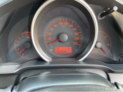 Honda jazz 1.5 S Auto Year 2016 รูปที่ 12