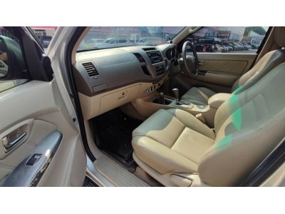 2007 Toyota Fortuner 3.0 V  4WD เครดิตดีฟรีดาวน์ รูปที่ 12