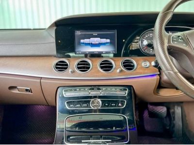 2016 BENZ E-CLASS, E220d 2.0 EXCLUSIVE โฉม W213​ รูปที่ 12