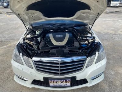 2011 Mercedes Benz E300 3.0 Avantgarde Sports with Comand Online W212 รูปที่ 12