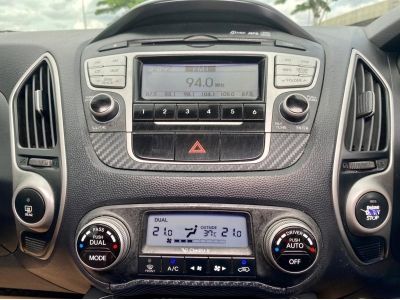 2010 HYUNDAI TUCSON 2.0 G Sunroof รูปที่ 12