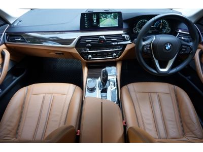 2018  BMW 530 E LUXURY  A/T สีขาว รูปที่ 12