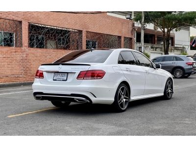 2014 Mercedes-Benz E300 2.1 W212 AMG Dynamic Blue TEC HYBRID Sedan รูปที่ 12