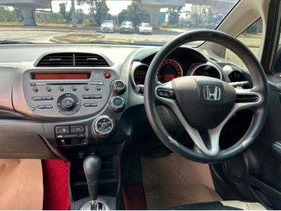 2012 HONDA JAZZ GE 1.5 เครดิตดีฟรีดาวน์ รูปที่ 12