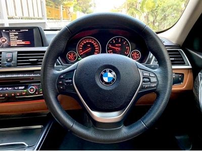 BMW 320D LCI MINERCHANG ปี 2018 รูปที่ 12