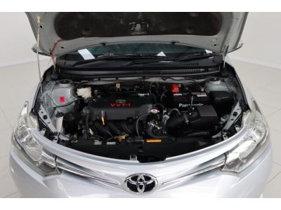 Toyota Vios 1.5 E ปี 2015 สีบรอนซ์เงิน เกียร์อัตโนมัติ รูปที่ 12