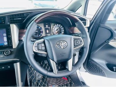 2017 TOYOTA INNOVA 2.8 V 2WD เครดิตดีฟรีดาวน์ รูปที่ 12