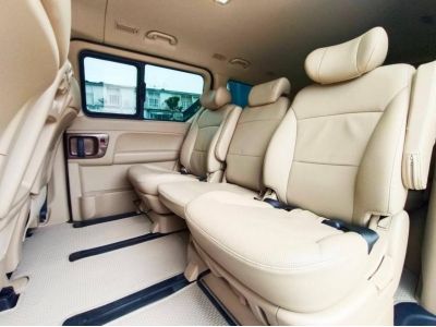 2019 Hyundai H1 2.5 Deluxe รถตู้MPV ประตูไฟฟ้าคู่โรงงาน ยางใหม่เพิ่งเปลี่ยน รูปที่ 12