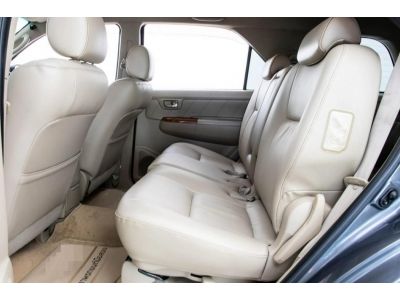 2009 TOYOTA FORTUNER 3.0 V 4WD รูปที่ 12