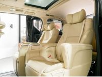 TOYOTA ALPHARD 2.5 HV 4WD (MNC) สีดำ เกียร์ AT ปี 2017 รูปที่ 12