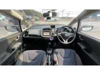 2014 Honda JAZZ 1.3 Hybrid รถเก๋ง 5 ประตู รถบ้านมือเดียวสวยกริบไม่มีชนหายากประหยัด รูปที่ 12