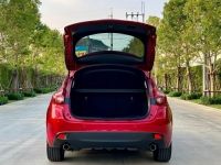 2016 Mazda 3 2.0 S Sports รถเก๋ง 5 ประตู เจ้าของขายเอง รถมือเดียว สภาพป้ายแดง เข้าเช็คศูนย์ตลอด รูปที่ 12