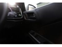 2017 Honda CITY 1.5 V i-VTEC รถเก๋ง 4 ประตู ฟรีดาวน์ ติดต่อโชว์รูมด่วนที่นี่ รูปที่ 12