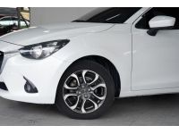 MAZDA2 1.5 L Diesel High AT 5 ประตู ปี 2015 สีขาว รูปที่ 12