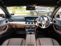 MERCEDES BENZ E300e Avantgarde โฉม W213 ปีจดทะเบียน 2021 เลขไมล์ 52,xxx km. รูปที่ 12