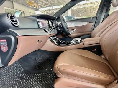 Mercedes Benz E350e AV 2018 รูปที่ 13