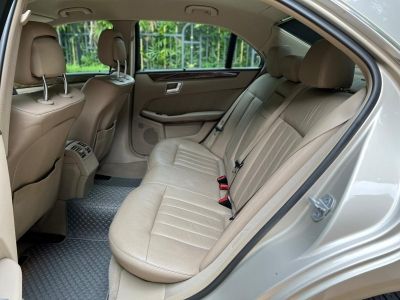 2010 Mercedes-Benz E200 CGI 1.8 ELEGANCE รูปที่ 13