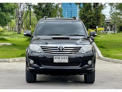 2015 TOYOTA FORTUNER 2.5 V รูปที่ 13