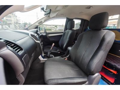 เครดิตดีฟรีดาวน์ 2016  Isuzu D-Max Space Cab 1.9 Hi-Lander L ดีเซล MT รูปที่ 13