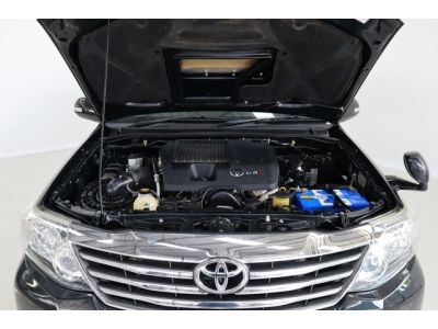Toyota Fortuner 2.5 V ปี 2014 สีดำ เกียร์อัตโนมัติ เครื่องยนต์ดีเซล รูปที่ 13