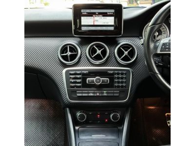 2016 Mercedes-Benz A180 1.6 AMG Sport รถเก๋ง 5 ประตู 70,xxx km ออฟชั่นเต็ม เข้าศูนย์ตลอดประวัติครบ รูปที่ 13