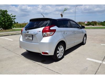 สวยเดิมๆ /เพิ่มเติม มือเดียวจากป้ายแดง /YARIS 1.2G ท็อปออฟชั่นส์ /พุตสต๊าท /กุญแจคีเร็ท 2ดอกครบ /แอร์ดิจิต๊อล /พวงมาลัยมัลติฟังชั่นส์ CD MP3 ABS AIRBAG /ล้อแม็ก /ดิสเบรก 4ล้อ ย่งใหม่ /ไฟตัดหมอก พร้อมเ รูปที่ 13