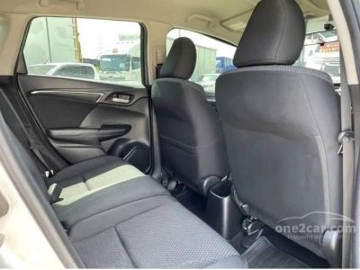 Honda Jazz 1.5 V i-VTEC Hatchback A/T ปี 2018 รูปที่ 13