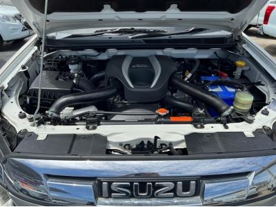 ISUZU D-MAX CAB4 3.0 Z HILANDER  ปี 2019 รูปที่ 13