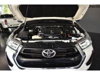 TOYOTA Hilux Revo SmartCab 2.4 Mid Prerunner MT ปี2022 รูปที่ 13