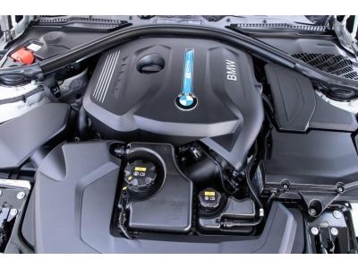 2018 BMW  SERIES 3  330 E  2.0 PLUG IN HYBRIDE LUXURY จอง 199 บาท ส่งบัตรประชาชน รู้ผลอนุมัติใน 1 ชั่วโมง รูปที่ 14