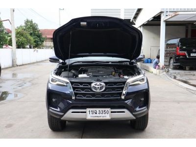 Fortuner 2.4 V 4x4 ปี 20 รถทดลองขับจากโตโยต้ามอเตอร์ เลขไมล์แท้  มีวารันตีต่อจากป้ายแดง ฟรีดาวน์ ผ่อนเดือนละ 21,xxx.- รูปที่ 14