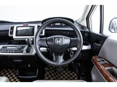 2012 HONDA  FREED 1.5 SE  ผ่อน 4,123 บาท 12 เดือนแรก รูปที่ 14