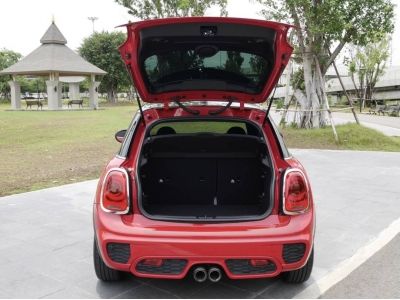 รถหรู สวยไม่ซ้ำใคร Mini Cooper S (F55) 2014 รูปที่ 14