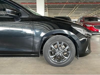 รถเก๋ง Mazda 2 1.3 Skyactiv High Connect ปี 18 AT (รถมือสอง ราคาดี เจ้าของขายเอง รถสวย สภาพดี ไมล์แท้) รูปที่ 14