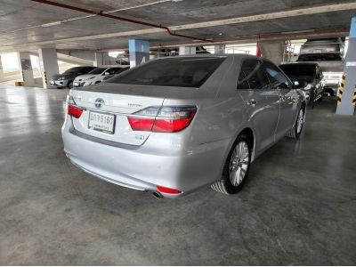 Toyota Camry 2.5 Hybrid Navigator ปี 16 AT (รถมือสอง ราคาดี เจ้าของขายเอง รถสวย สภาพดี ไมล์แท้) รูปที่ 12