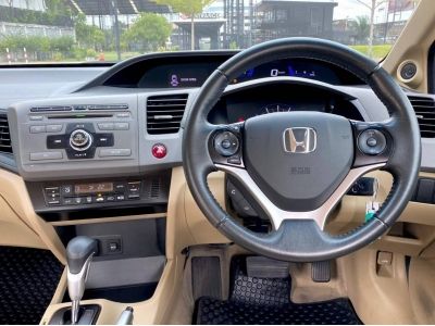 2013 HONDA CIVIC FB 1.8E เครดิตดีฟรีดาวน์ รูปที่ 14