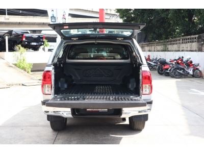 โตโยต้าชัวร์ ฟรีดาวน์  Revo D-cab 2.4 E Pre A/T ปี 17 รถบ้านเจ้าของมือเดียว รูปที่ 14