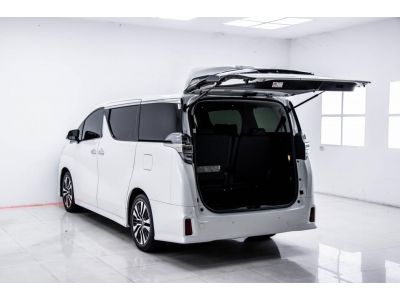 2019 TOYOTA VELLFIRE 2.5 ผ่อน 24,374 บาท 12 เดือนแรก รูปที่ 14